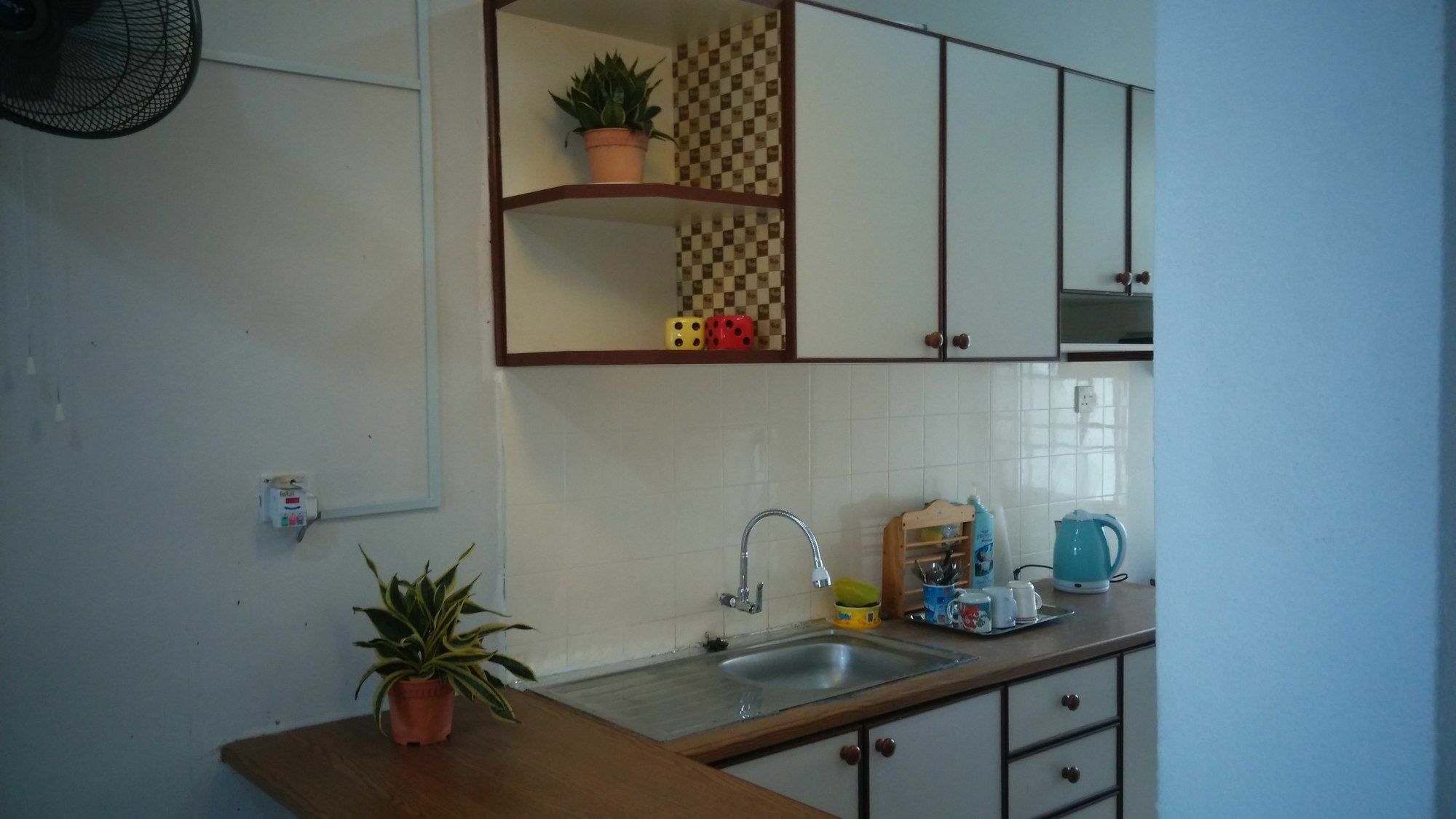 Pinang Beach Apartment @ Bayu Emas Batu Ferringhi Kültér fotó